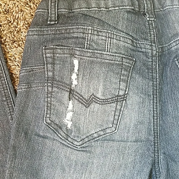 DANESI - Picture 6 of 7